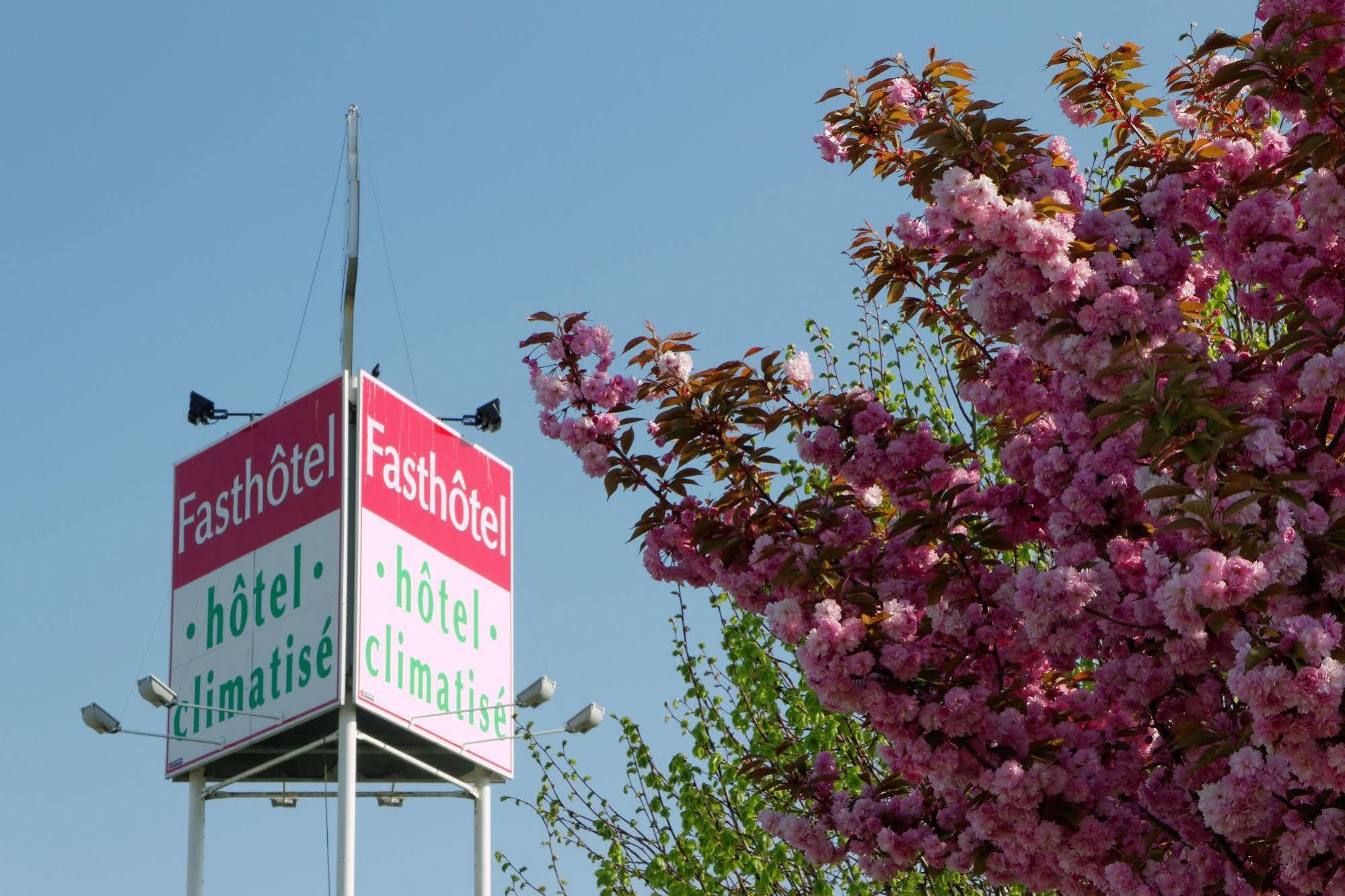 Fasthotel Le Mans Nord Fh Confort Hotel 2*